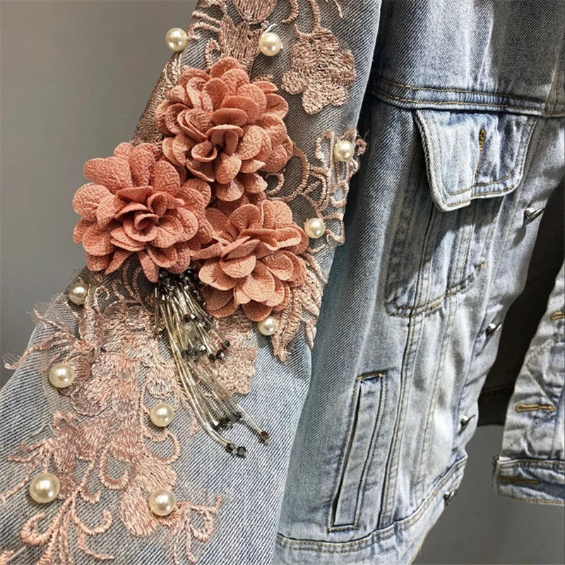 2021 Autumn Women Embroidered Three-dimensional Flower Short Wash Long-sleeve Denim Jacket Light Blue Female Jeans Jacket M131